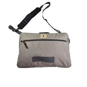 Cotopaxi Chuspa Messenger Bag In Light gray padded laptop bag